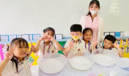 โครงการบ้านนักวิทยาศาสตร์น้อย กิจกรรม สนุกกับฟองสบู่